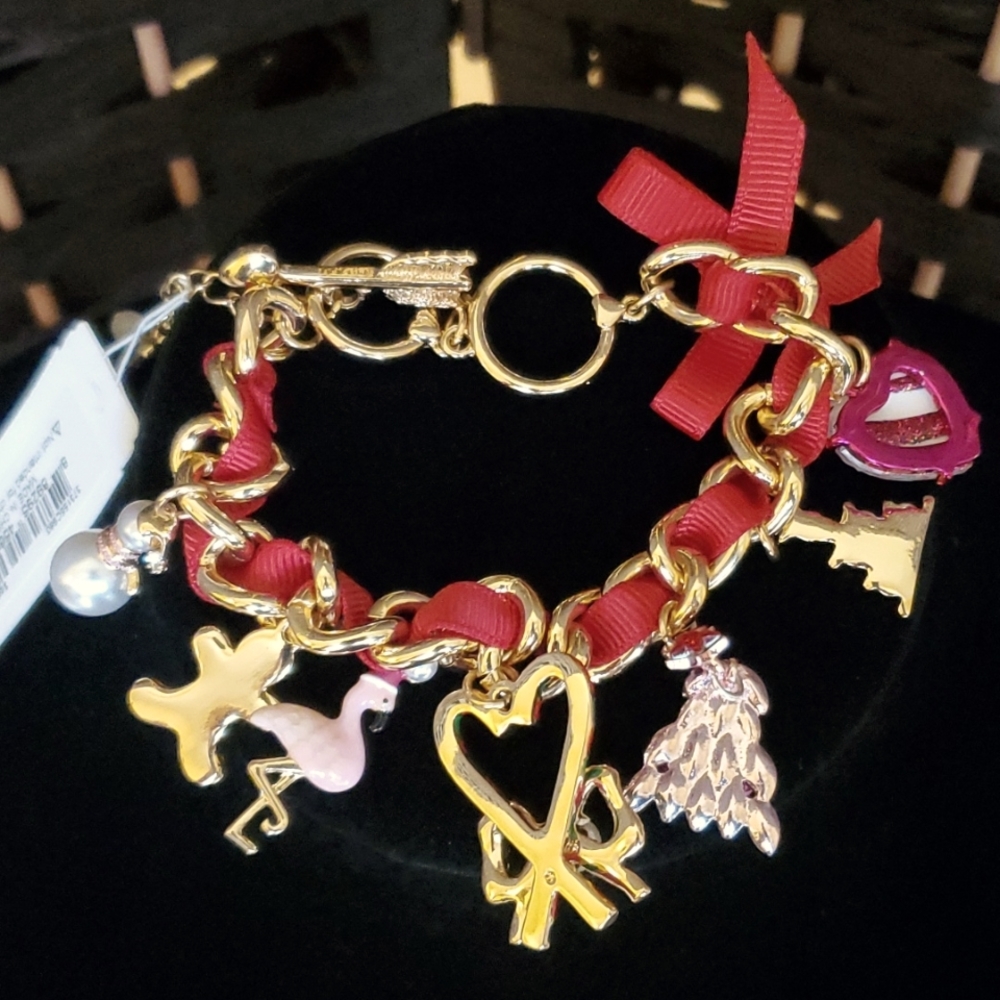 Betsey Johnson Christmas Holiday Bracelet - Picture 5 of 7
